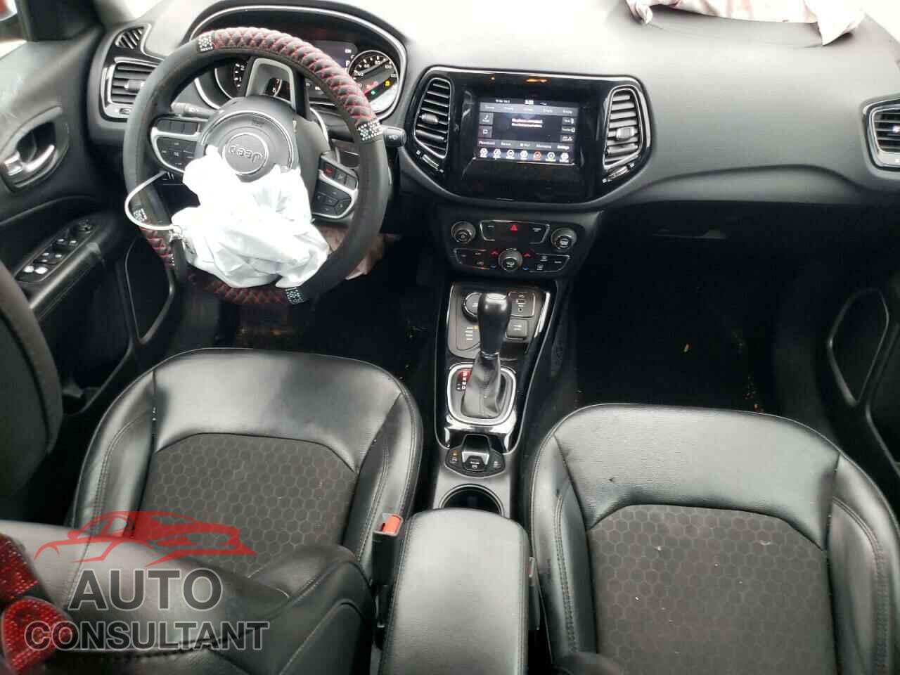 JEEP COMPASS 2018 - 3C4NJDBBXJT455399