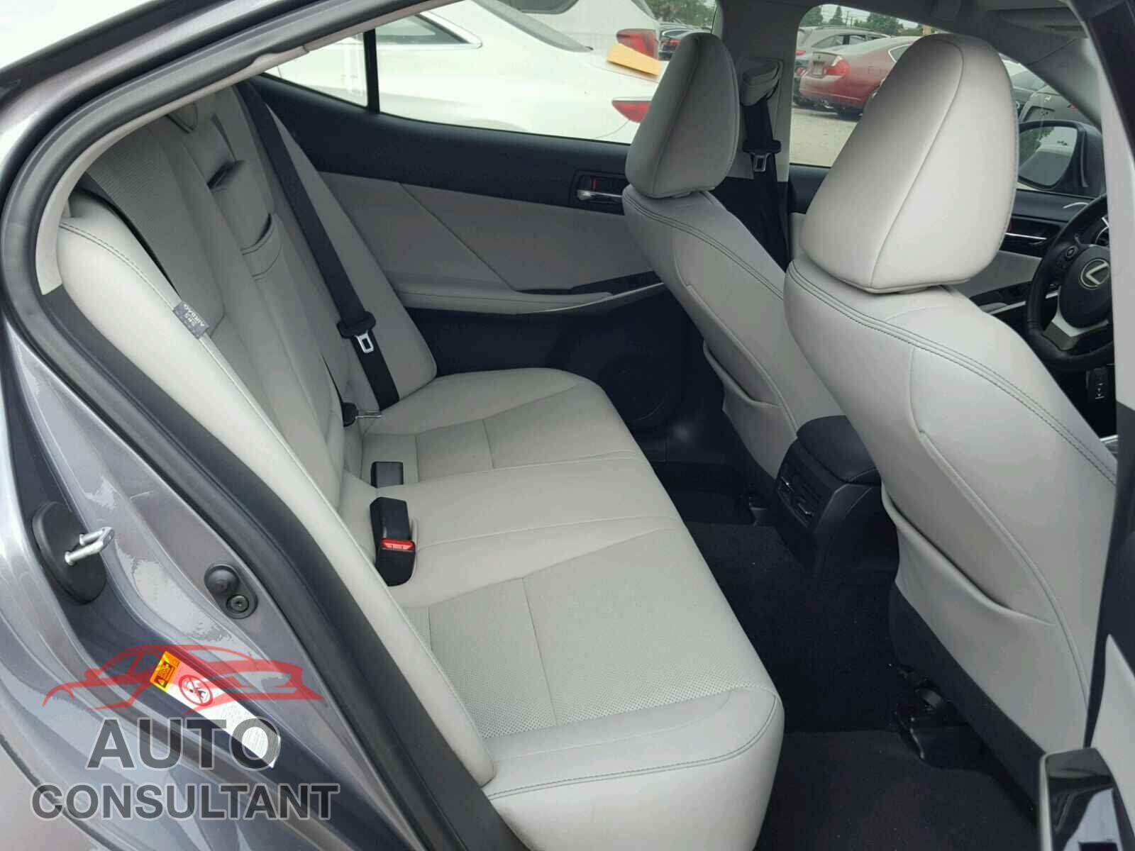 LEXUS IS 2016 - JTHBA1D27G5035119