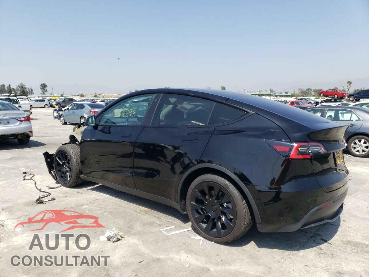 TESLA MODEL Y 2021 - 5YJYGDED4MF124166