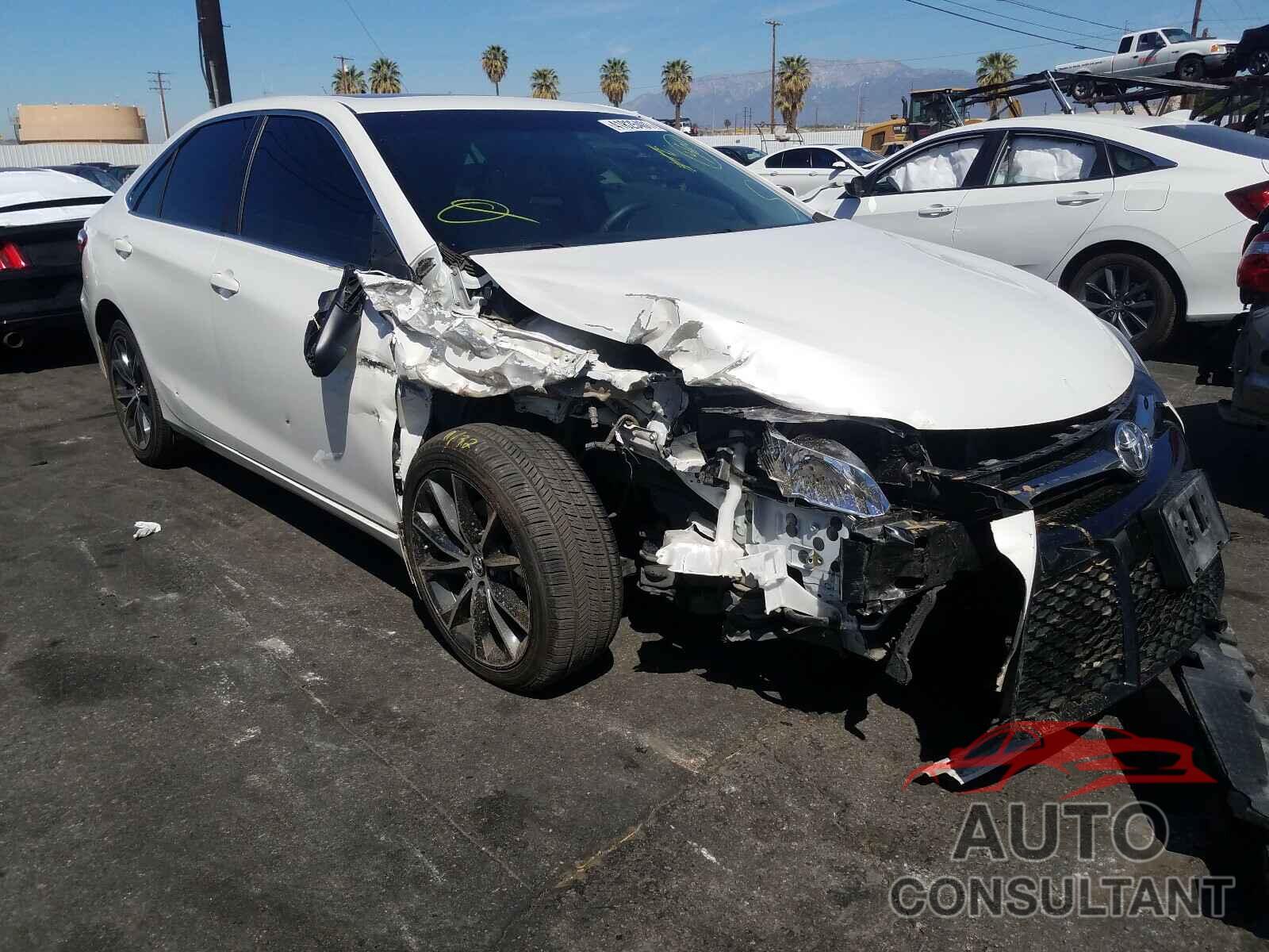 TOYOTA CAMRY 2016 - 4T1BF1FK0GU178771