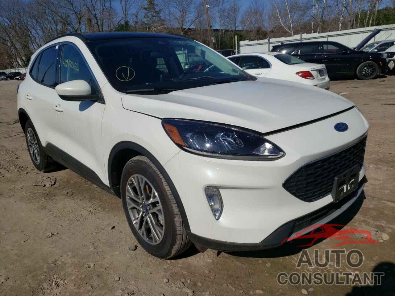FORD ESCAPE 2021 - 1FMCU9H92MUA10127