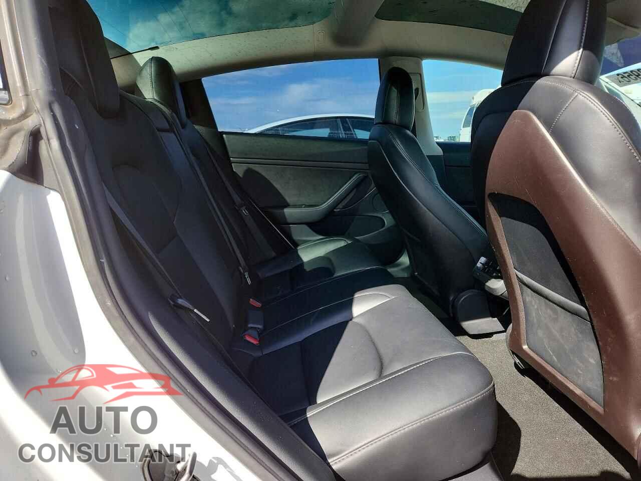 TESLA MODEL 3 2021 - 5YJ3E1EA6MF990830