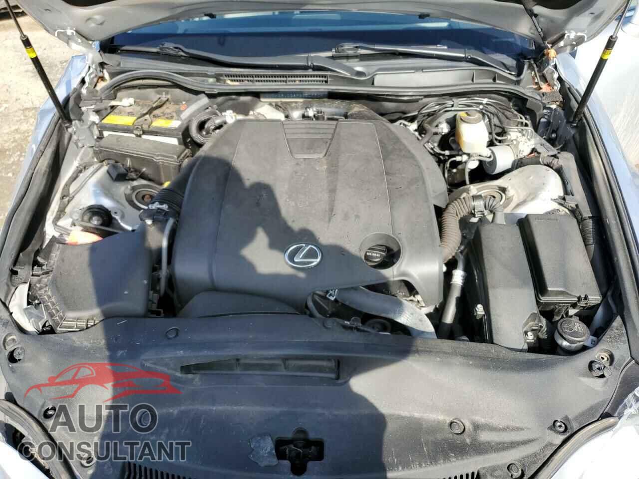 LEXUS IS 2015 - JTHCF1D28F5020990
