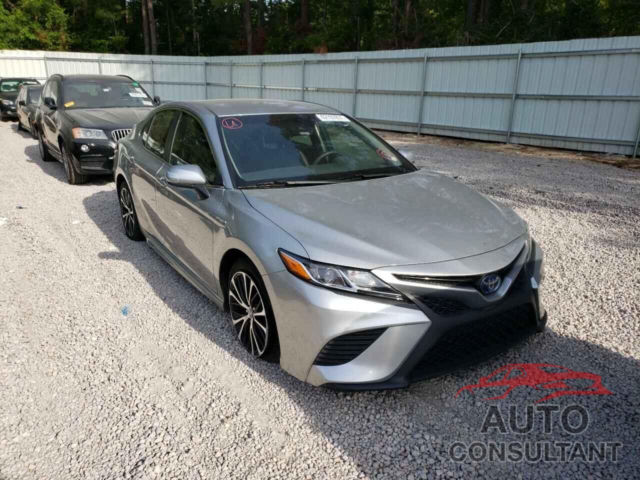 TOYOTA CAMRY 2018 - 4T1B21HK8JU006200