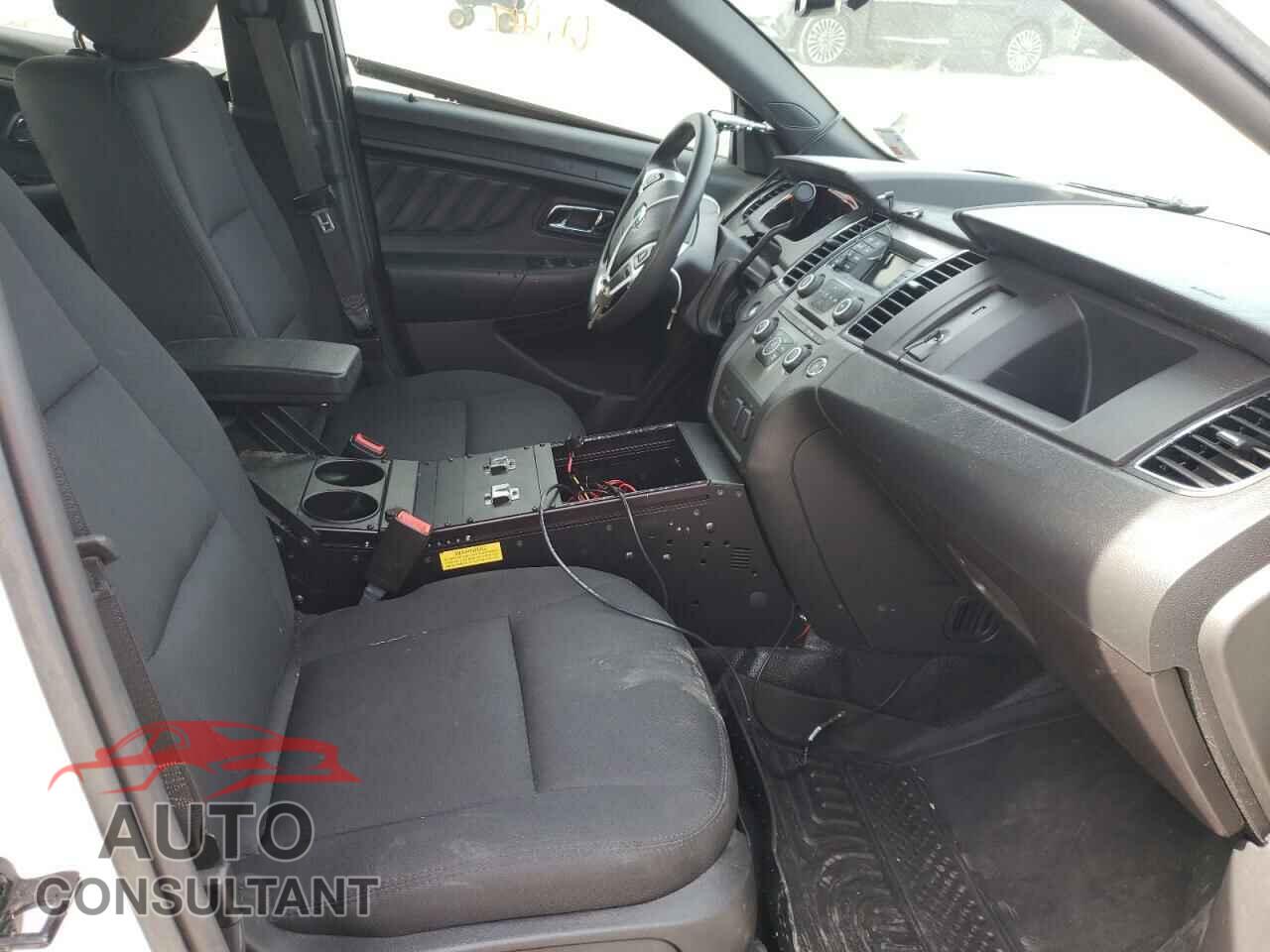 FORD TAURUS 2016 - 1FAHP2L84GG136604