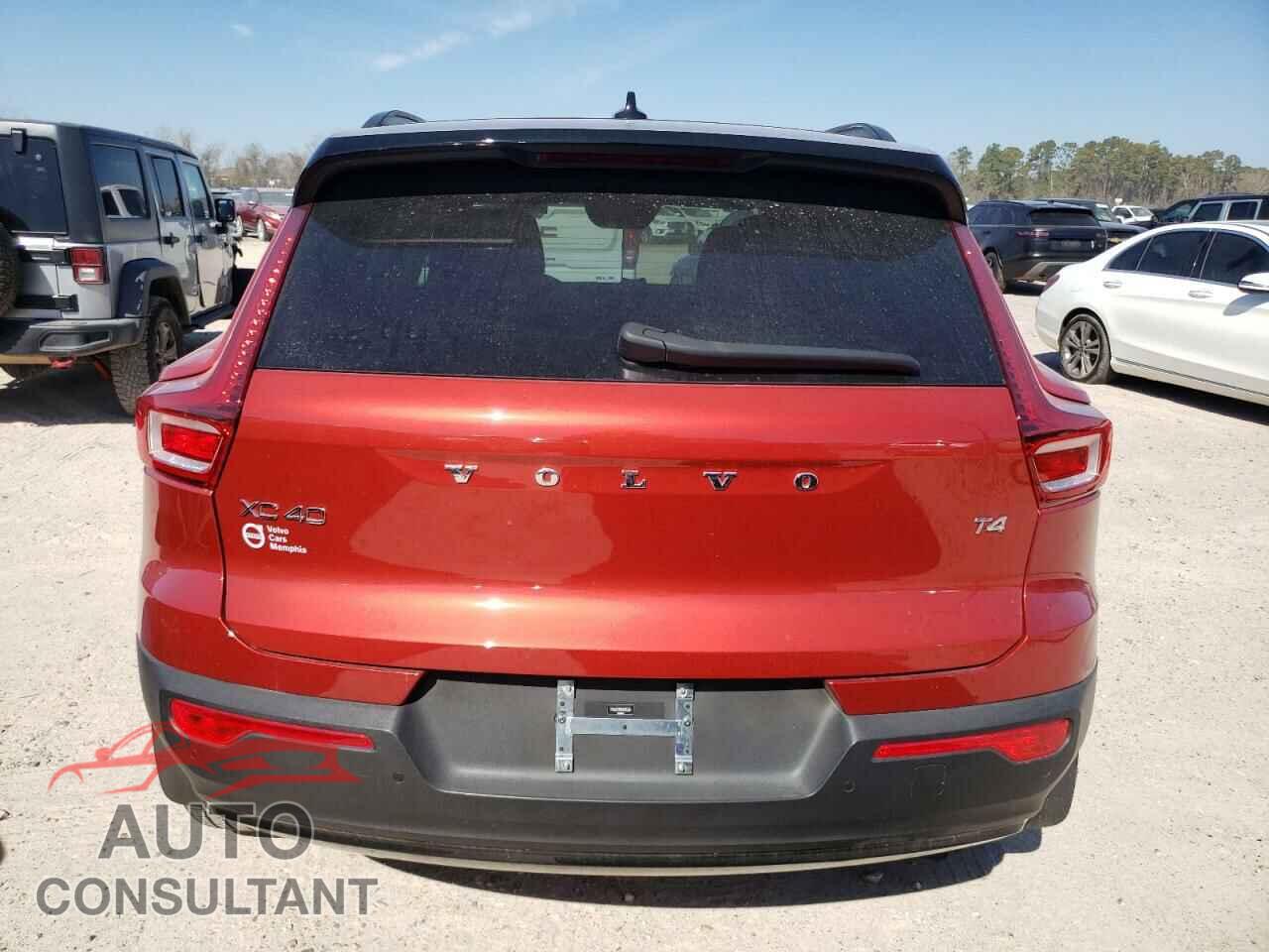 VOLVO XC40 2021 - YV4AC2HM0M2425384