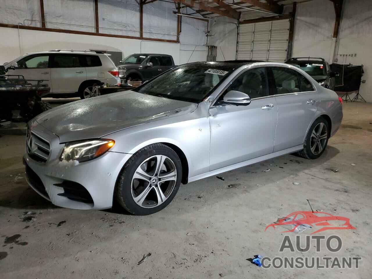 MERCEDES-BENZ E-CLASS 2019 - WDDZF4KB2KA563081
