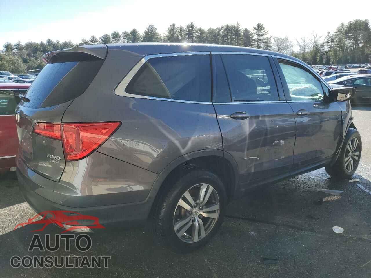 HONDA PILOT 2017 - 5FNYF6H82HB076119