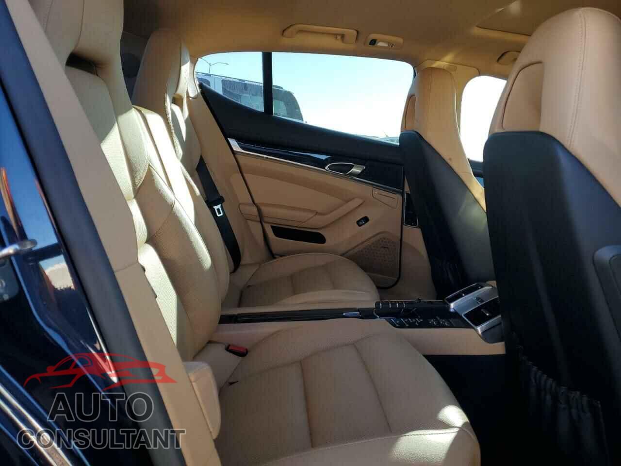 PORSCHE PANAMERA 2016 - WP0AA2A73GL007090