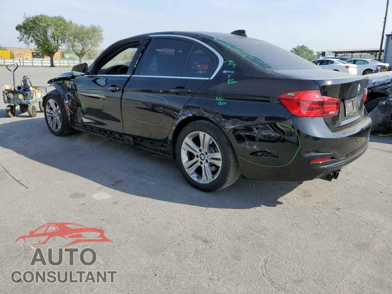 BMW 3 SERIES 2018 - WBA8E1C5XJA178332