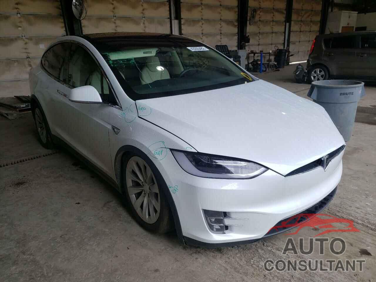 TESLA MODEL X 2018 - 5YJXCBE23JF126030