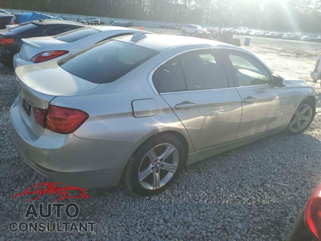 BMW 3 SERIES 2013 - WBA3C1C56DF435218