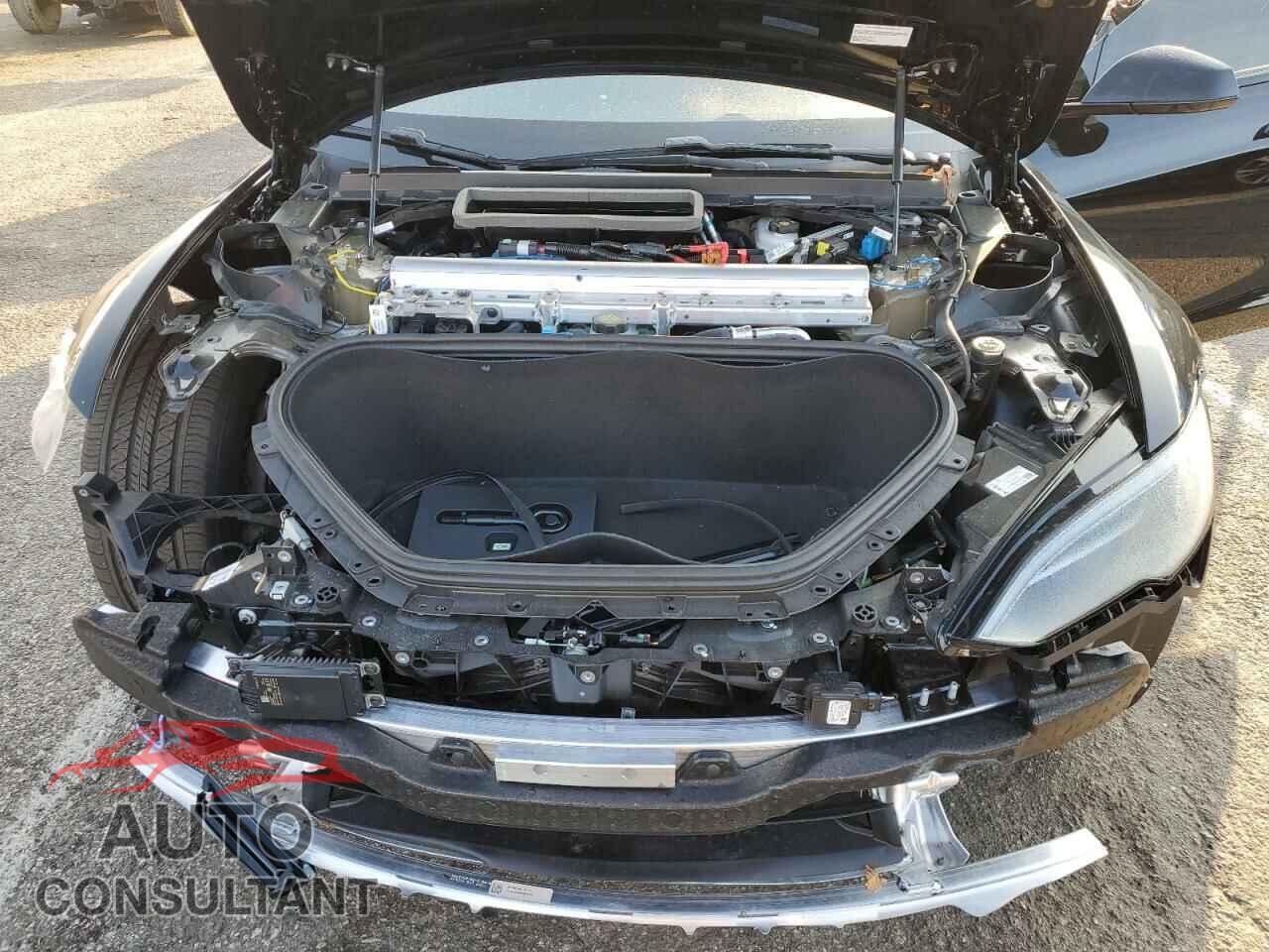 TESLA MODEL S 2023 - 5YJSA1E59PF529720