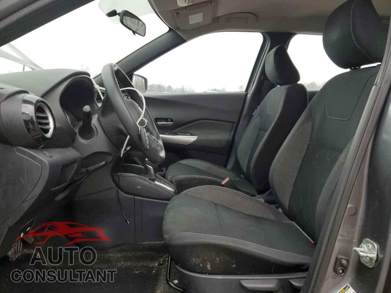 NISSAN KICKS 2019 - 3N1CP5CU3KL509125