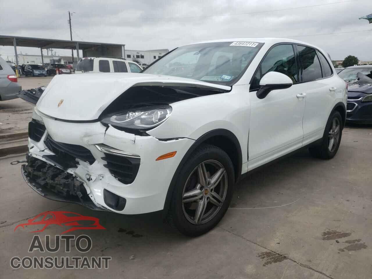 PORSCHE CAYENNE 2016 - WP1AA2A23GLA04063