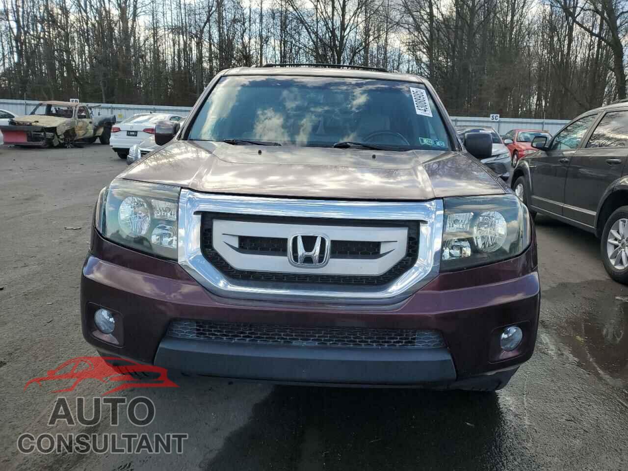 HONDA PILOT 2011 - 5FNYF4H51BB060754