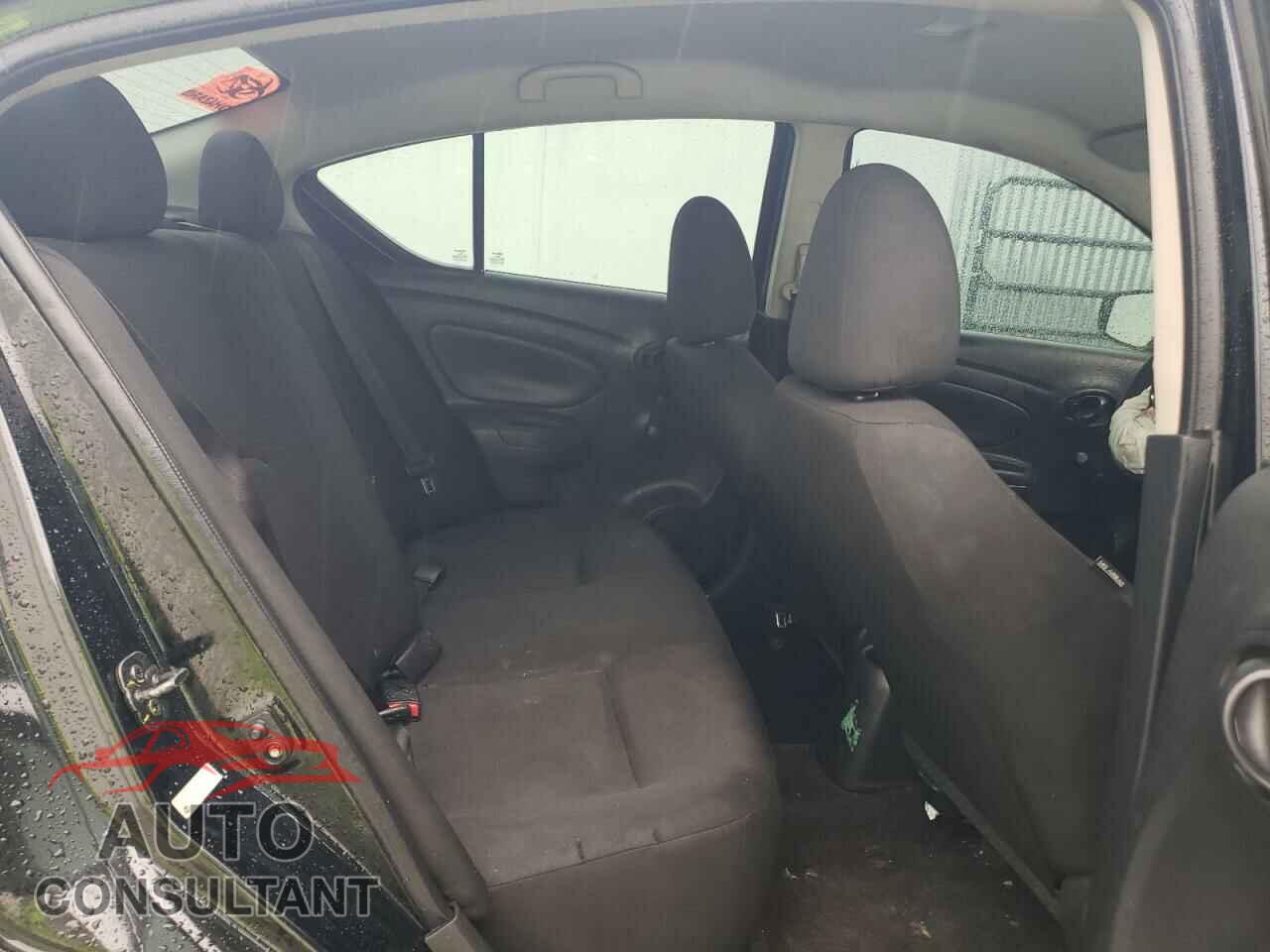 NISSAN VERSA 2019 - 3N1CN7AP3KL802764