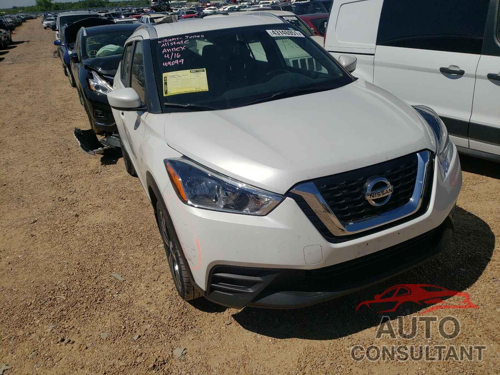 NISSAN KICKS 2018 - 3N1CP5CU1JL545328