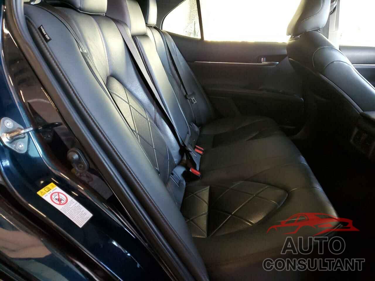 TOYOTA CAMRY 2019 - 4T1B11HKXKU751258