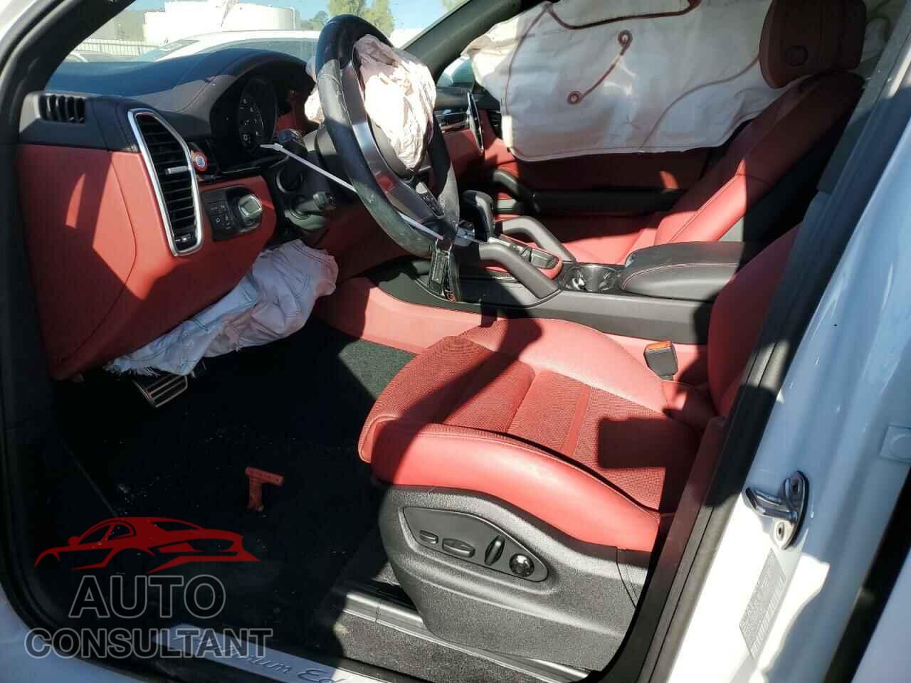 PORSCHE CAYENNE 2023 - WP1AB2AY4PDA14760