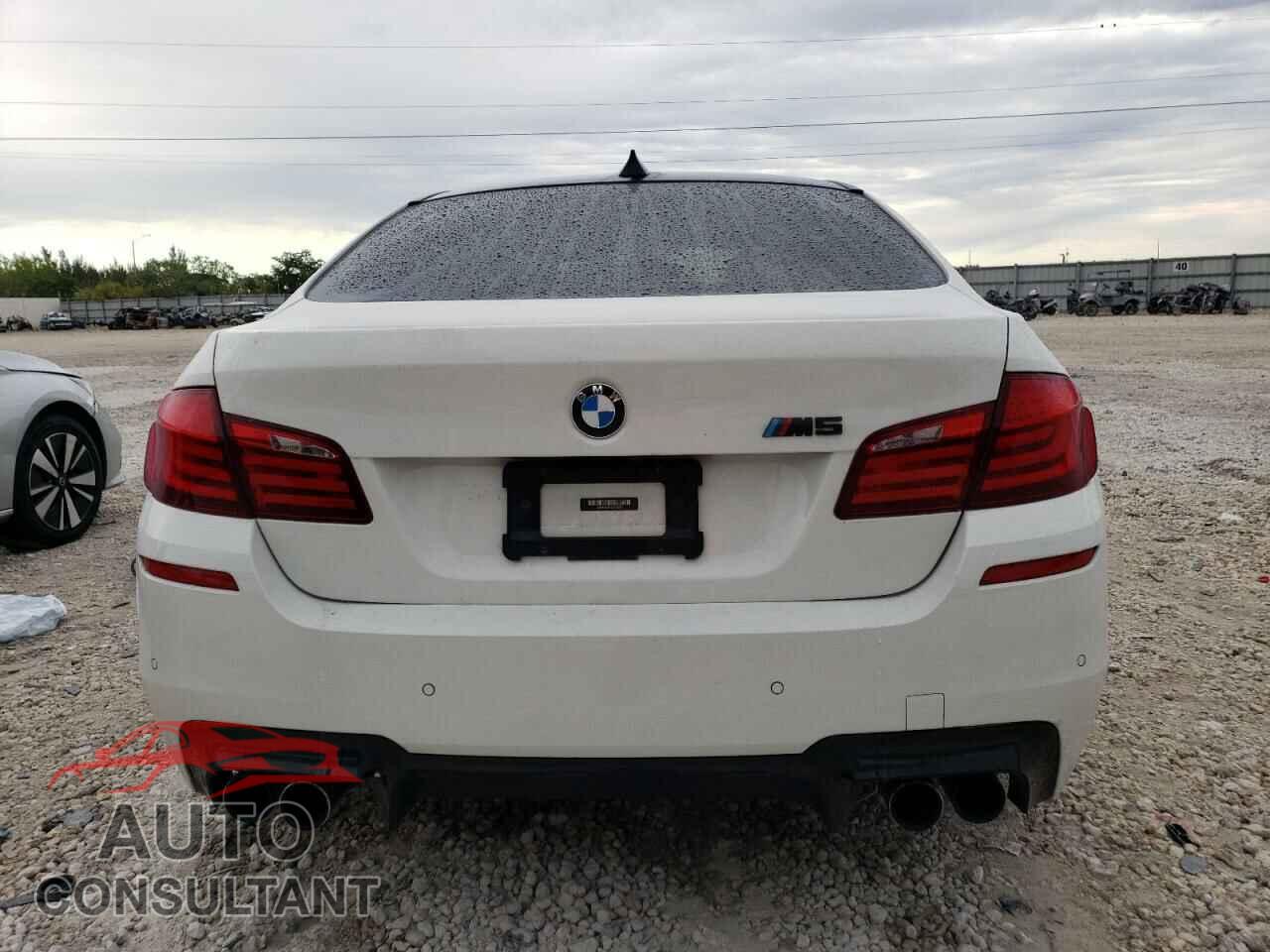 BMW M5 2013 - WBSFV9C57DC773374
