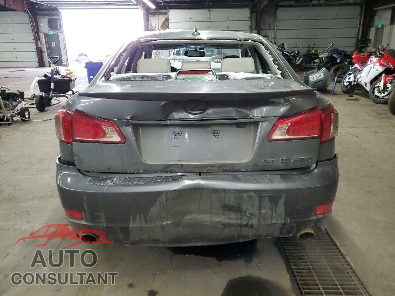 LEXUS IS 2012 - JTHCF5C20C5059450