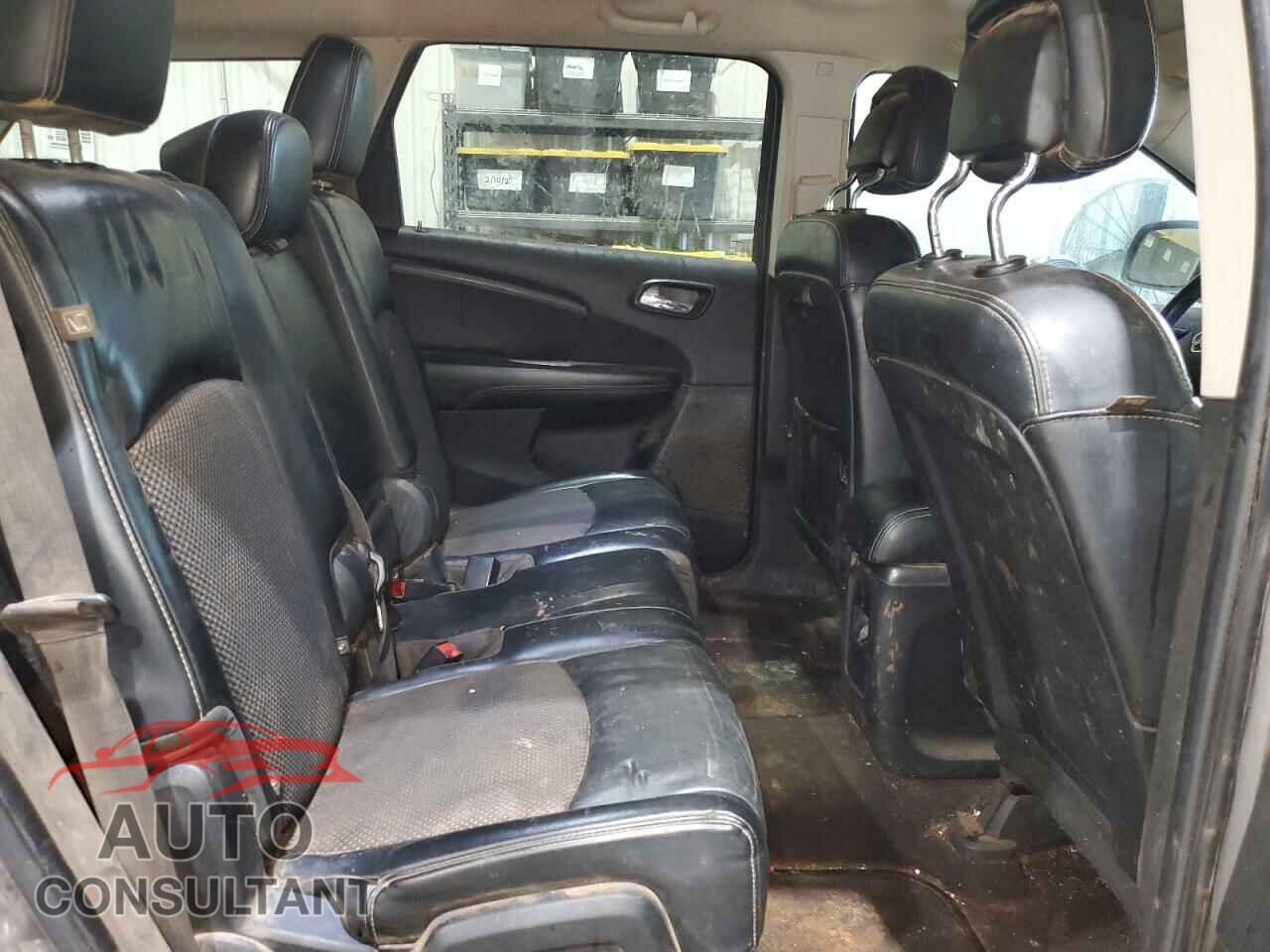 DODGE JOURNEY 2015 - 3C4PDCGB8FT670001