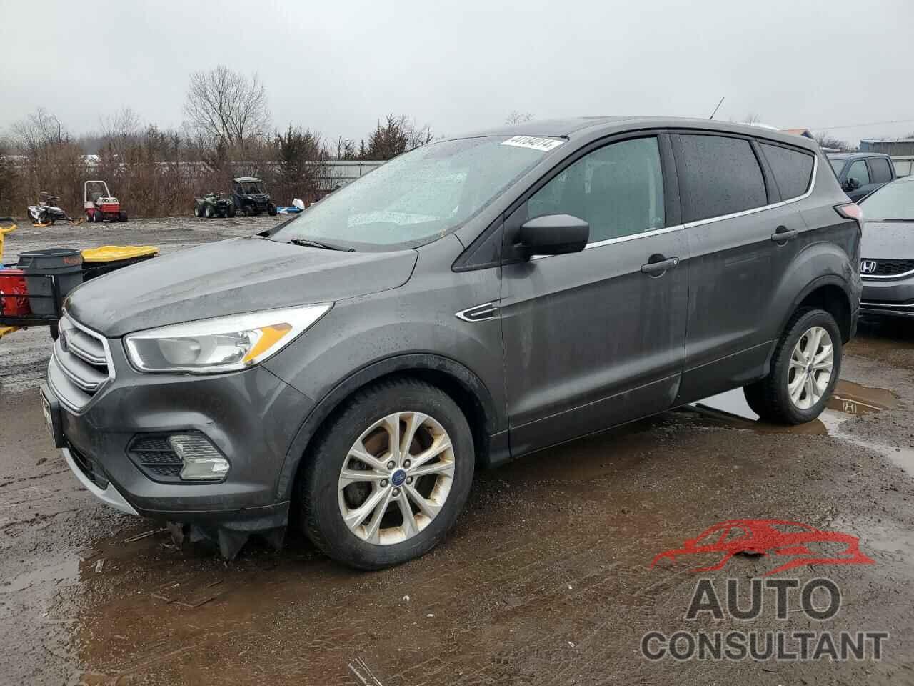 FORD ESCAPE 2017 - 1FMCU0GD5HUE89747