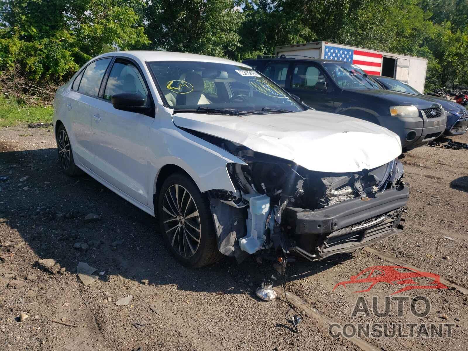 VOLKSWAGEN JETTA 2016 - 3VWD17AJ8GM414873