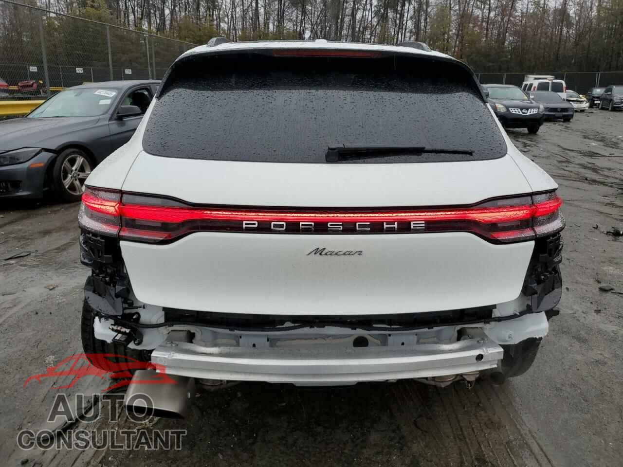 PORSCHE MACAN BASE 2024 - WP1AA2A58RLB02034
