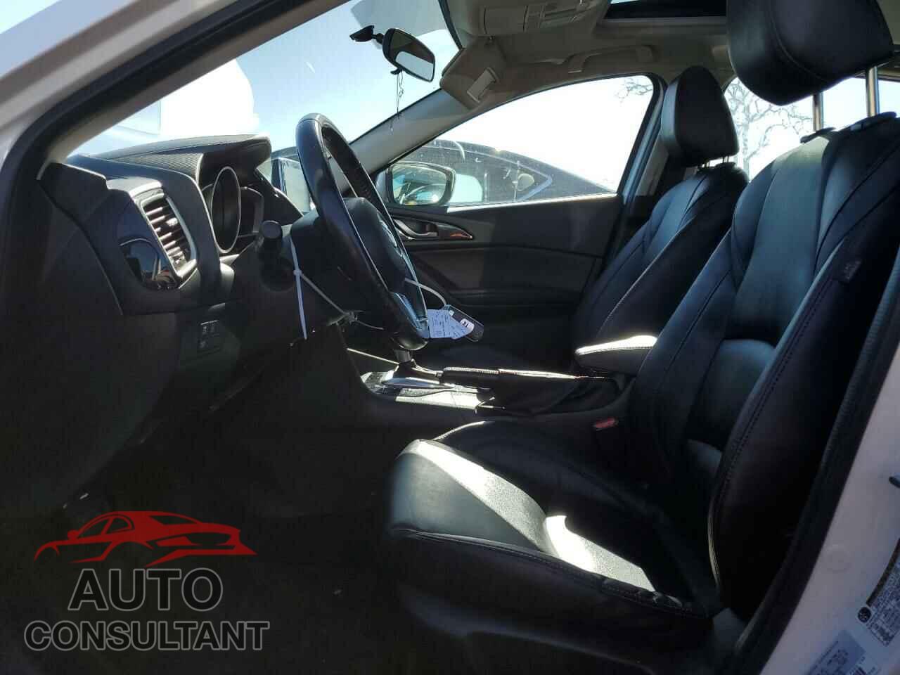 MAZDA 3 2015 - JM1BM1M75F1245499