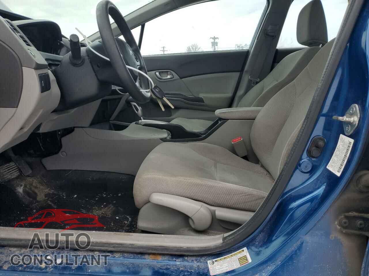 HONDA CIVIC 2012 - 2HGFB2F55CH563937