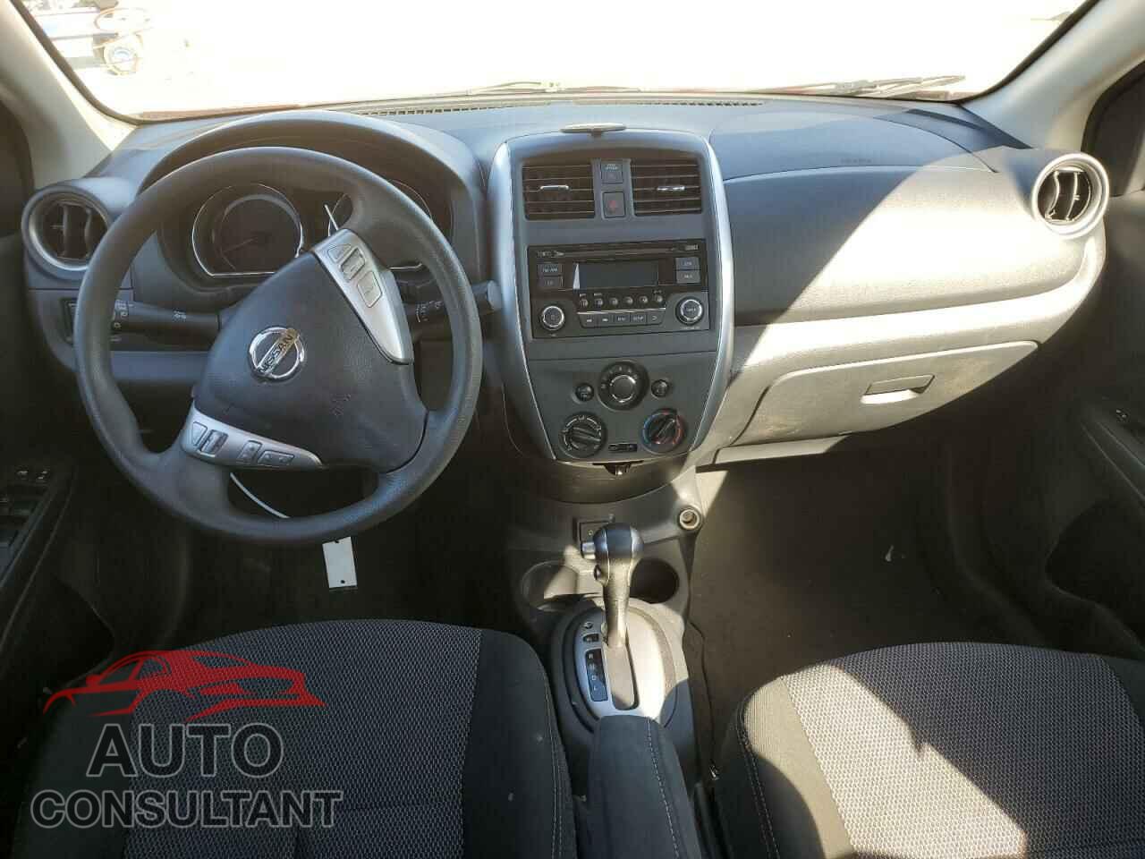 NISSAN VERSA 2017 - 3N1CN7AP1HL841023