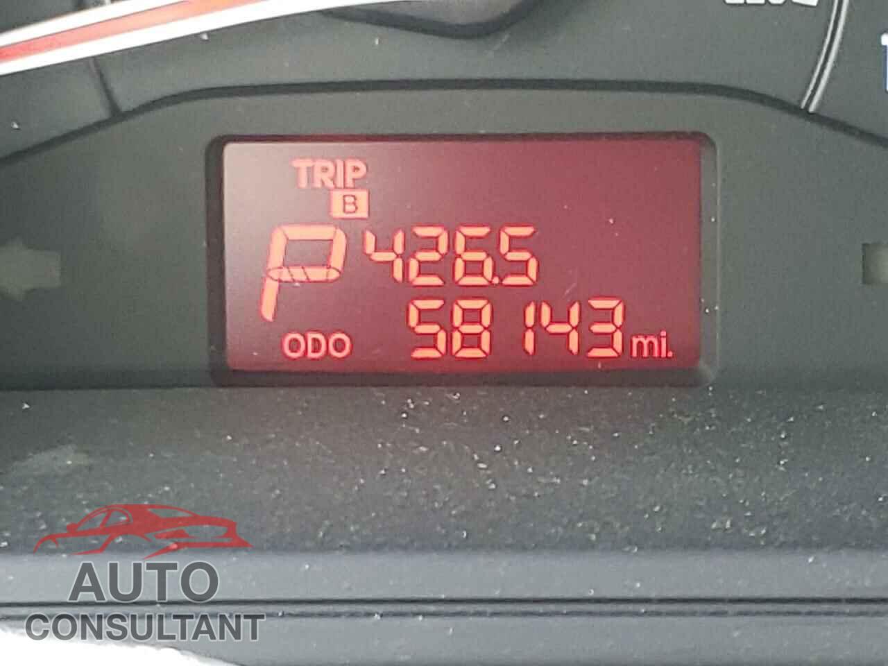 KIA RIO 2017 - KNADM4A33H6010548