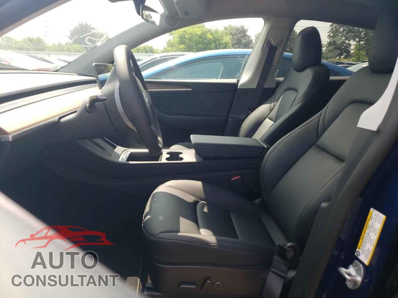 TESLA MODEL Y 2023 - 7SAYGDEE4PF676637