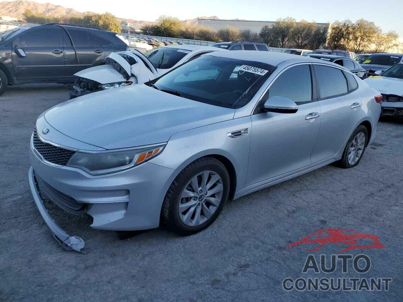 KIA OPTIMA 2017 - 5XXGT4L32HG139513
