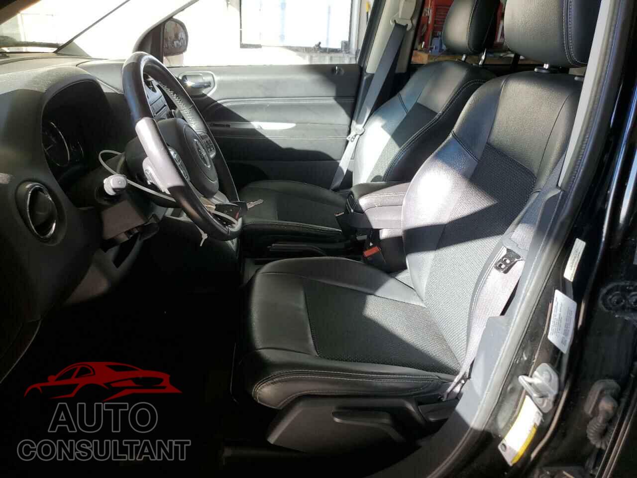 JEEP COMPASS 2017 - 1C4NJDEBXHD121871