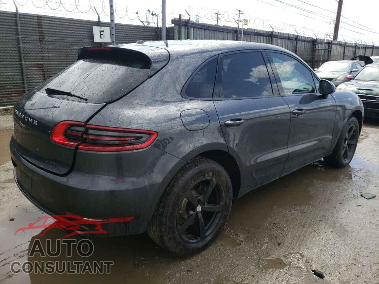 PORSCHE MACAN 2018 - WP1AA2A59JLB15010