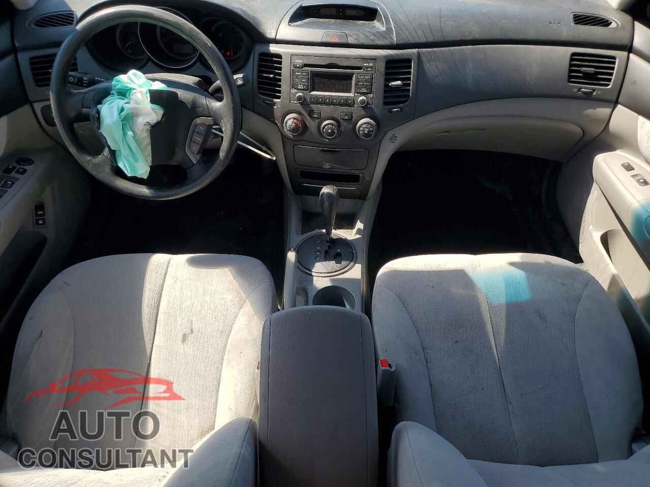 KIA OPTIMA 2010 - KNAGG4A8XA5437530