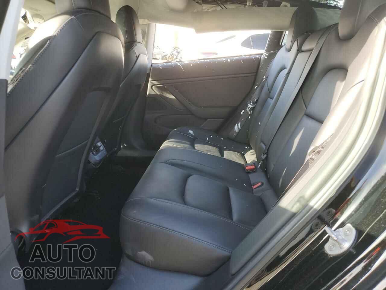 TESLA MODEL 3 2019 - 5YJ3E1EB7KF364564