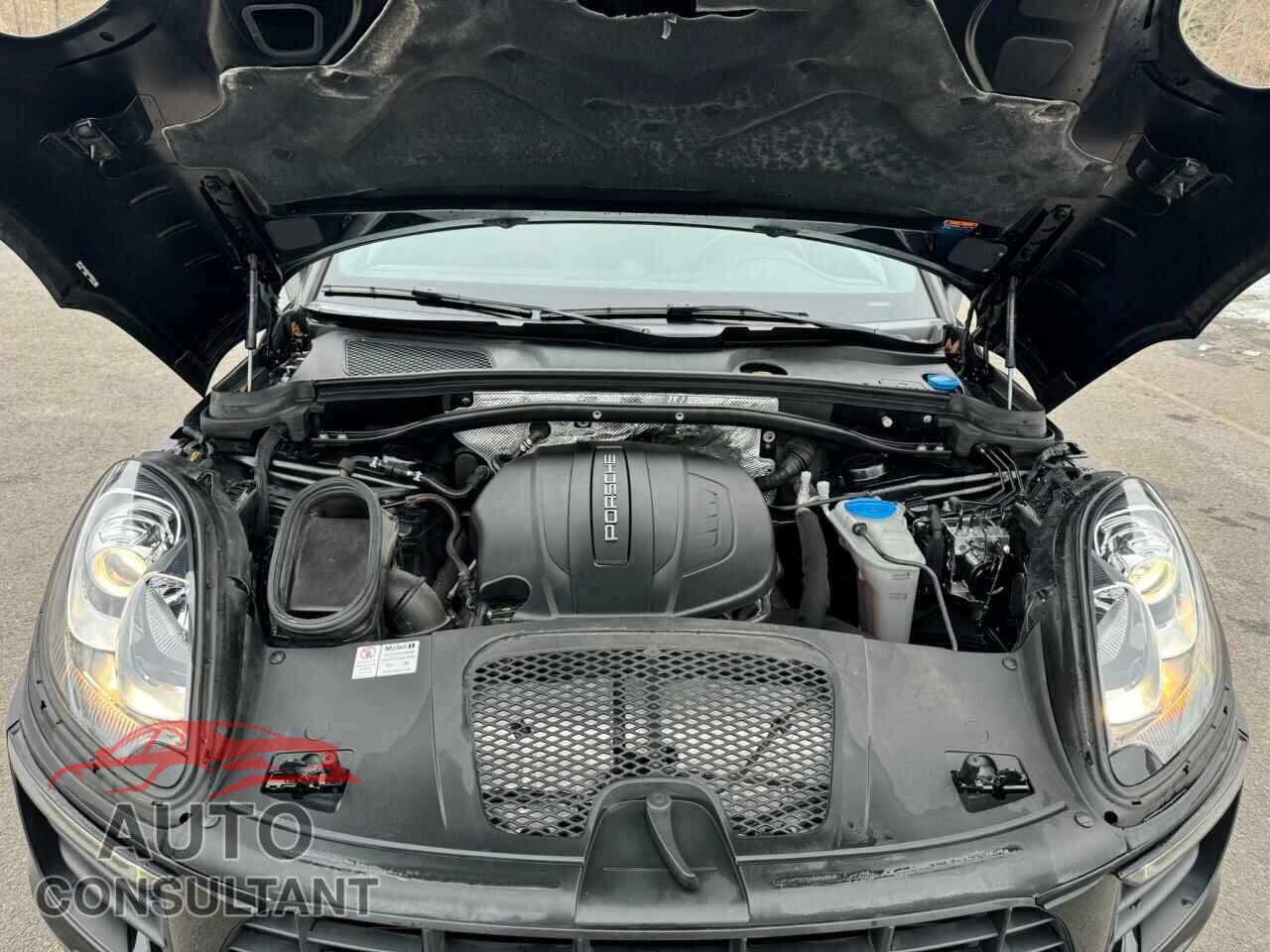 PORSCHE MACAN 2018 - WP1AA2A56JLB00903