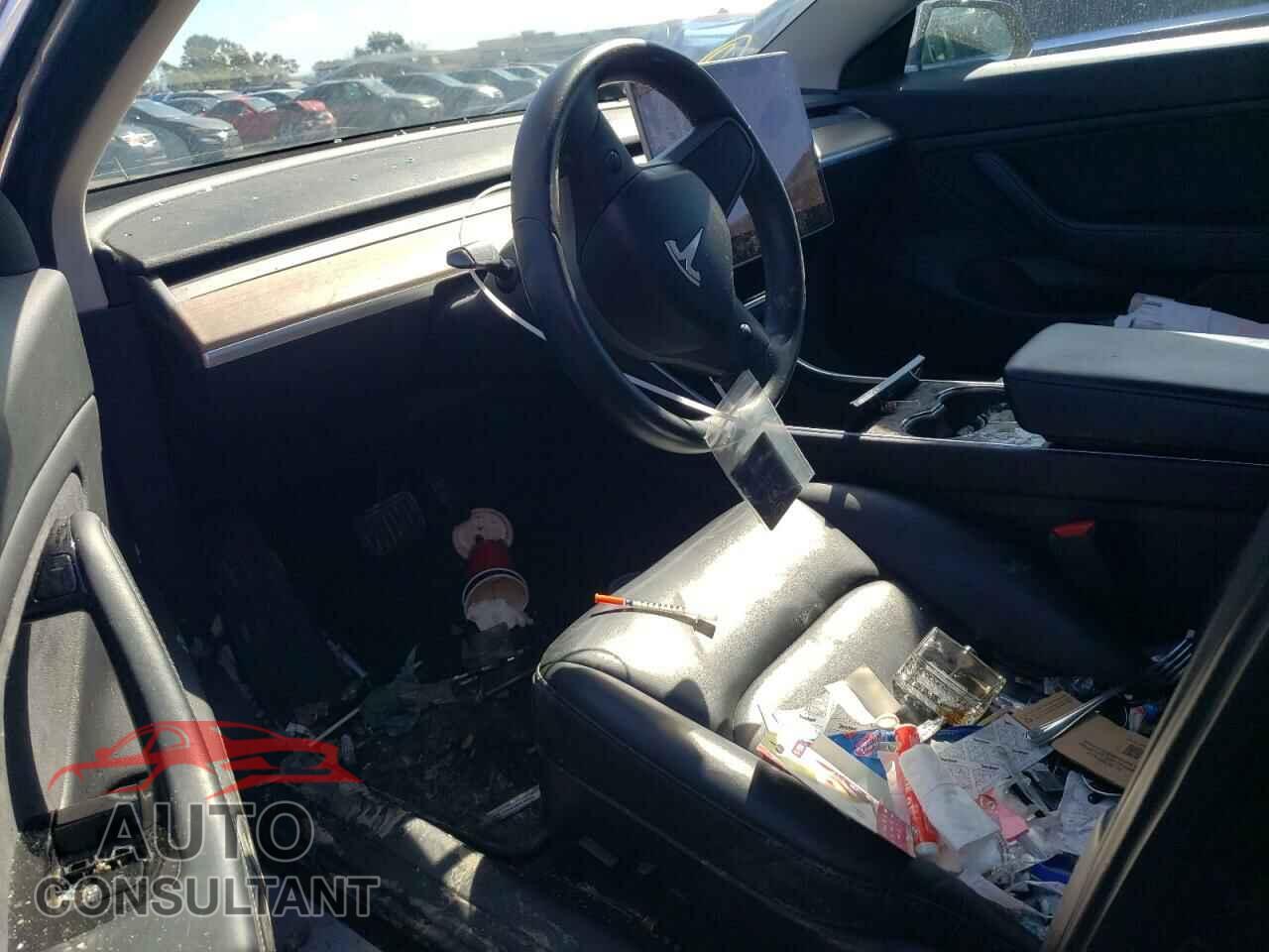 TESLA MODEL 3 2018 - 5YJ3E1EA8JF156599