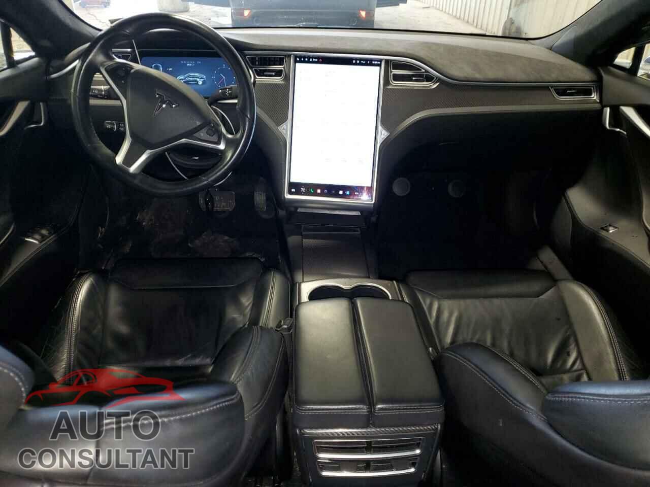 TESLA MODEL S 2017 - 5YJSA1E24HF203136