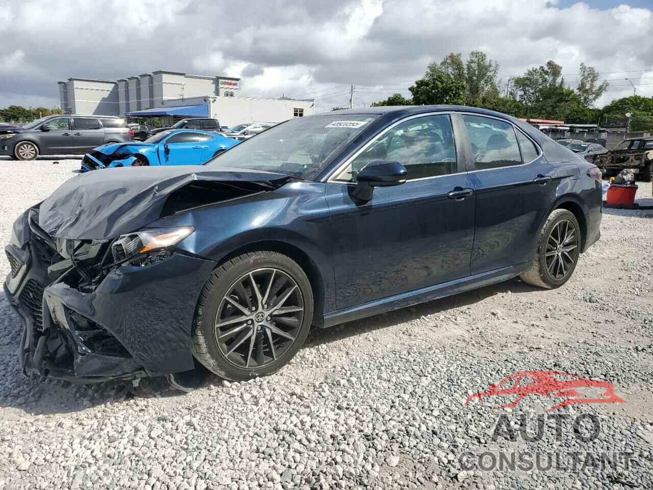 TOYOTA CAMRY 2021 - 4T1G11AK1MU419227