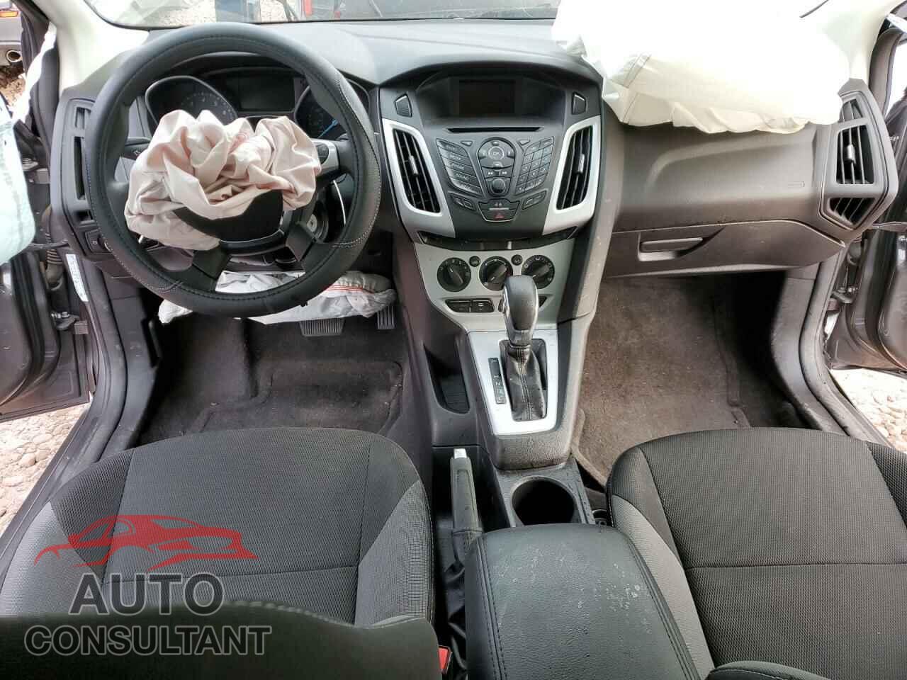 FORD FOCUS 2014 - 1FADP3F25EL442517