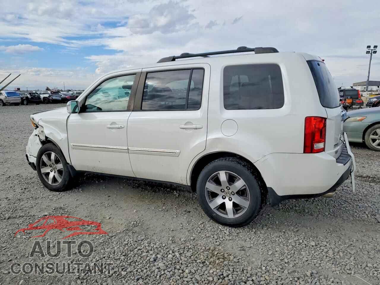 HONDA PILOT 2015 - 5FNYF4H97FB030148