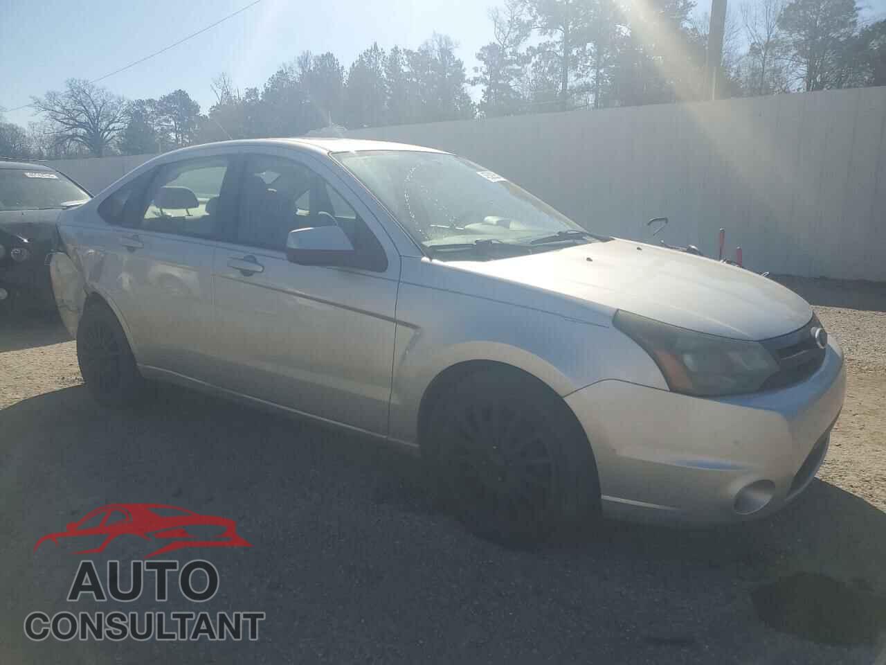 FORD FOCUS 2011 - 1FAHP3GN3BW124545