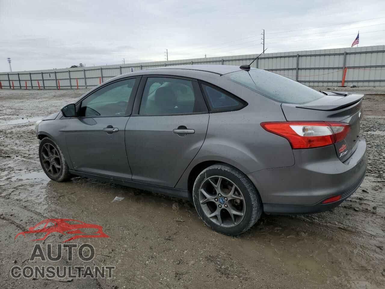 FORD FOCUS 2013 - 1FADP3F29DL196523