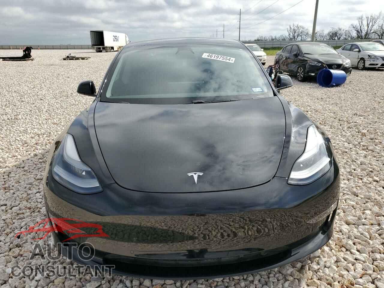 TESLA MODEL 3 2021 - 5YJ3E1EAXMF991317