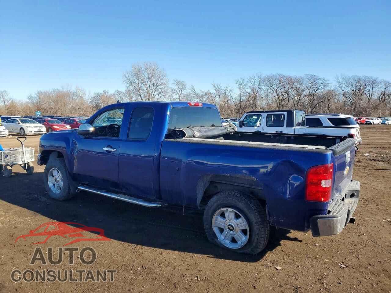 CHEVROLET SILVERADO 2013 - 1GCRKSE79DZ100912